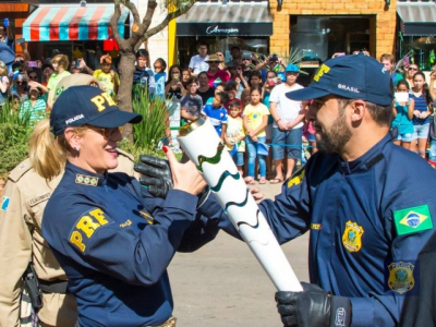 Participação da PRF na Passagem da Tocha Olímpica