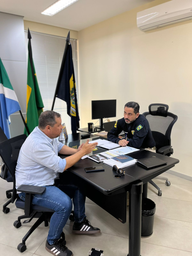 Presidente do SINPRF/MS apresenta demandas de policiais a superintendente da PRF