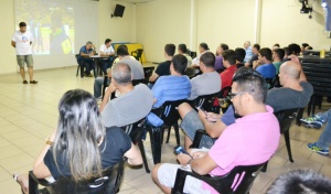  Sindicalizados participam de assembleia no SinPRF-MS