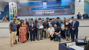 Veterano da PRF, Podalirio Cabral é homenageado na Câmara Municipal